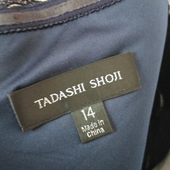 Tadashi Shoji  "Allyson" Navy  Embroidery Bodice Evening Gown 14 New With Tags - Picture 5 of 13